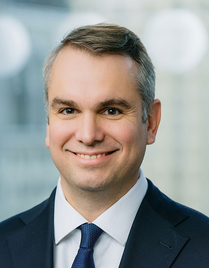 Featured image for “Alex Chenesseau”